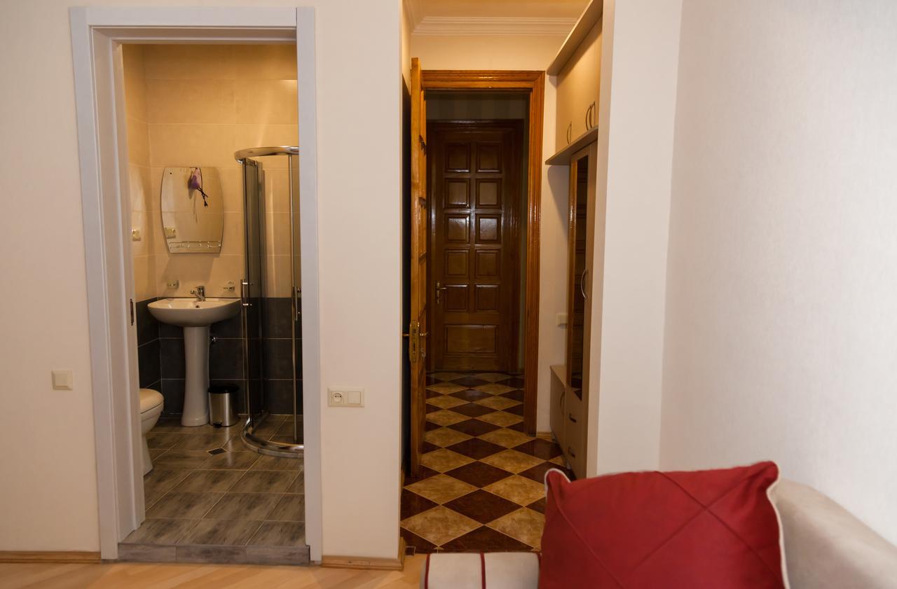 Holiday Rooms Tbilisi Exterior foto